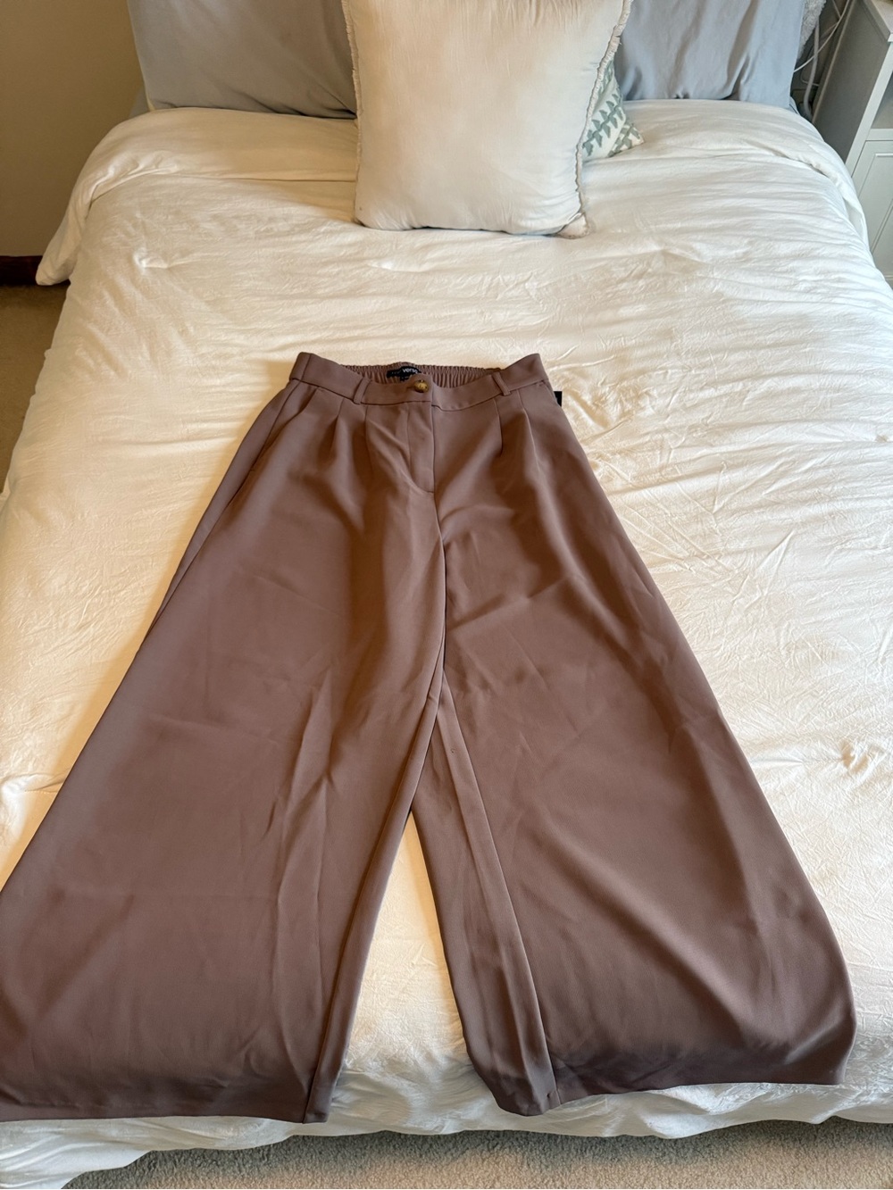 LOFT Wide-Leg Men's Trousers in Taupe